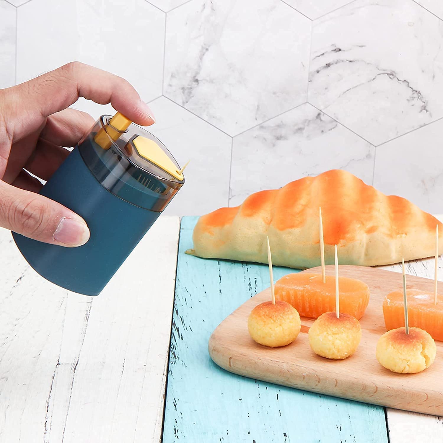 4005L Toothpick Holder Dispenser, Pop-Up Automatic Toothpick Dispenser for Kitchen Restaurant Thickening Toothpicks Container Pocket Novelty, Safe Container Toothpick Storage Box. 4005L Toothpick Holder Dispenser, Pop-Up Automatic Toothpick Dispenser for Kitchen Restaurant Thickening Toothpicks Container Pocket Novelty, Safe Container Toothpick Storage Box.